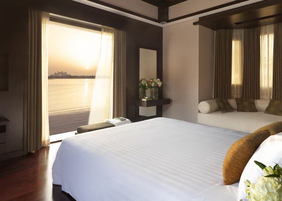 Anantara_Dubai_The_Palm_Resort_Anantara_Two_Bedroom_Beach_Pool_Villa_Bedroom_Sunset