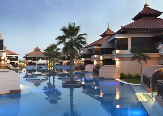 Anantara_Dubai_The_Palm_Resort_Lagoon_Rooms
