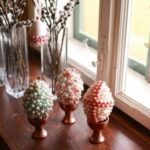 Simple Easter Window Decoration Ideas 39
