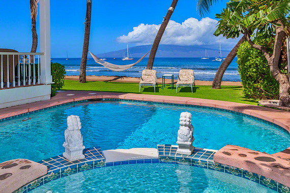 Jewel Of Hawaiian Lahaina Oceanfront Estate In Maui Offers Luxury At Its Best_25