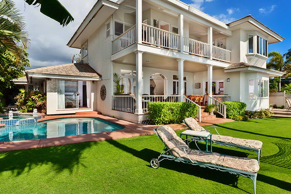 Jewel Of Hawaiian Lahaina Oceanfront Estate In Maui Offers Luxury At Its Best_27