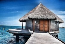 Ithaa: Fabulous Underwater Restaurant & Hotel in Maldives