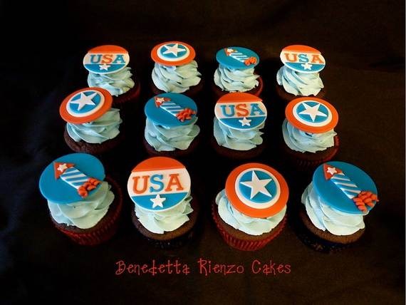 Spectacular Red, Blue, and White Cupcake Decorating Ideas (11)