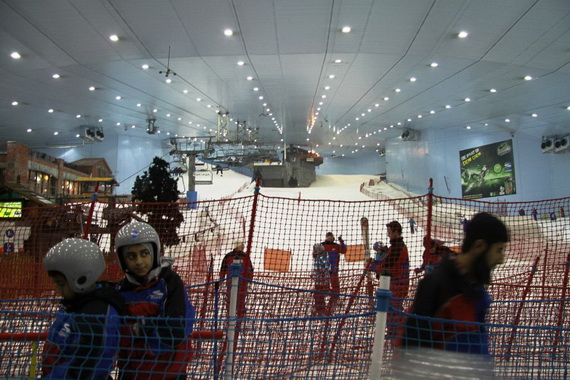 Unbelievable Family Holiday in Dubai (Ski Dubai)_3