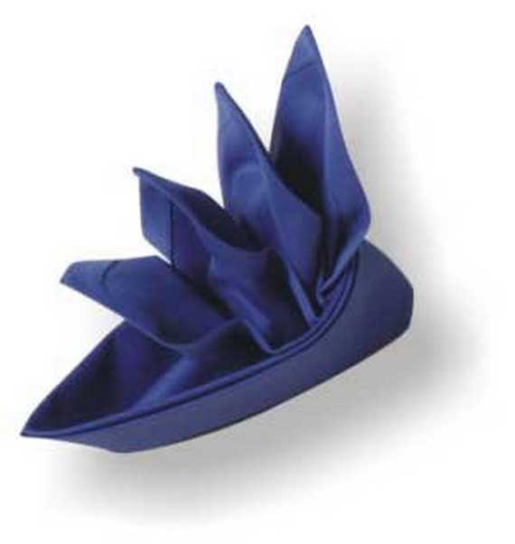 Creative Napkin Folds for Your Holiday Table (56)