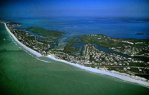 Sanibel-Island-Florida-The-Sea-Shell-Capital_01