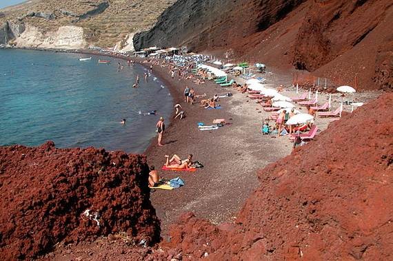 The-Stunning-Santorini-Island-Greece-Santorinis-Red-Beach_1