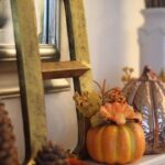 35-Gorgeous-Holiday-Mantel-Decorating-Ideas-with-Pine-cones_01
