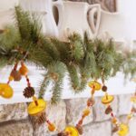 35-Gorgeous-Holiday-Mantel-Decorating-Ideas-with-Pine-cones_06