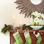 35-Gorgeous-Holiday-Mantel-Decorating-Ideas-with-Pine-cones_12