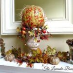 35-Gorgeous-Holiday-Mantel-Decorating-Ideas-with-Pine-cones_28