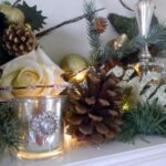 35-Gorgeous-Holiday-Mantel-Decorating-Ideas-with-Pine-cones_36