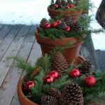 50-Eco-friendly-Holiday-Decorations-Made-of-Pine-Cones_27