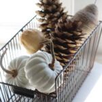 50-Eco-friendly-Holiday-Decorations-Made-of-Pine-Cones_45