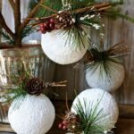 50-Eco-friendly-Holiday-Decorations-Made-of-Pine-Cones_49
