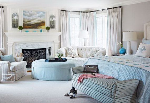 DECORATING WITH BLUE AND WHITE