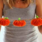 DIY Yarn Pumpkin garland