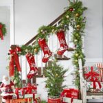 Lively Entryway-staircase-christmas-decorations (1)