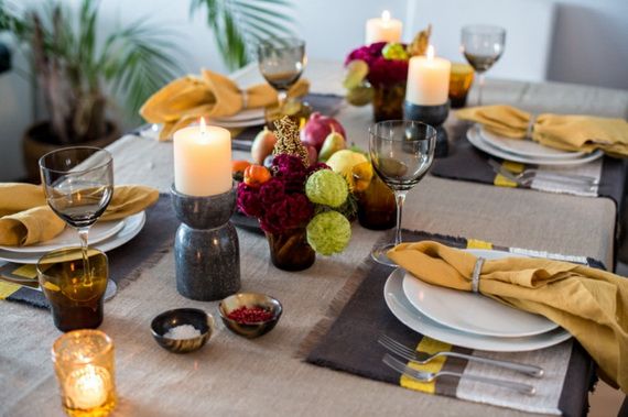 Napkin Folding – Seasonal Ideas For Table Decoration_63