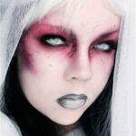 Pretty-and-scary-Halloween-makeup-ideas-for-the-whole-family-a-22