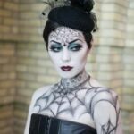 Pretty-and-scary-Halloween-makeup-ideas-for-the-whole-family-a-34