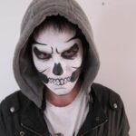 Pretty-and-scary-Halloween-makeup-ideas-for-the-whole-family-a-50