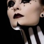 Pretty-and-scary-Halloween-makeup-ideas-for-the-whole-family-a-7