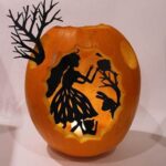 Spooky-Halloween-Lighting-Candles-Decoration-Ideas-_31