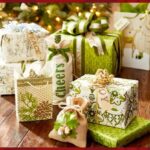 Traditional-Christmas-Gift-Basket-Idea_30