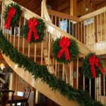 evergreen-christmas-stair-wreath-decorations (1)