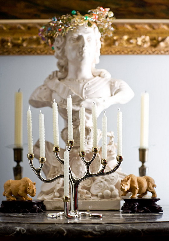 Classic and Elegant Hanukkah decor ideas_12