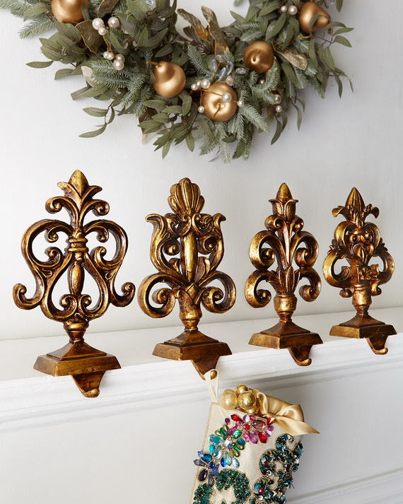 Creative Holiday In Gold Decorating Ideas_17