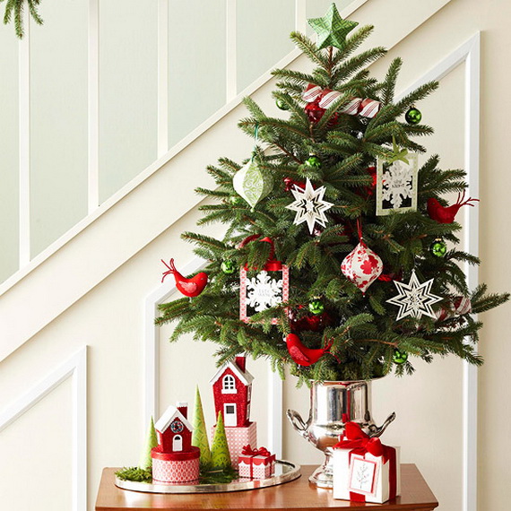 Festive Holiday Decor Ideas for Small Spaces (1)