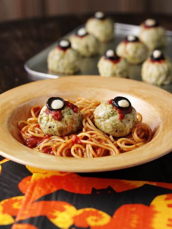 spooky-halloween-treats-and-sweets-ideas-for-kids-40