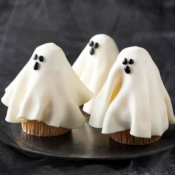 spooky-halloween-treats-and-sweets-ideas-for-kids-v