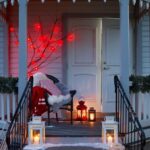 Stunning-Christmas-Front-Door-Décor-Ideas-familyholiday_06