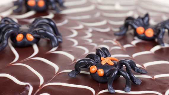 Sweet and salty Edible Halloween Decoration Ideas for kids _20