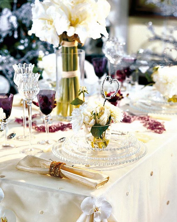 Amazing Christmas Dinner Table Decoration Ideas_16