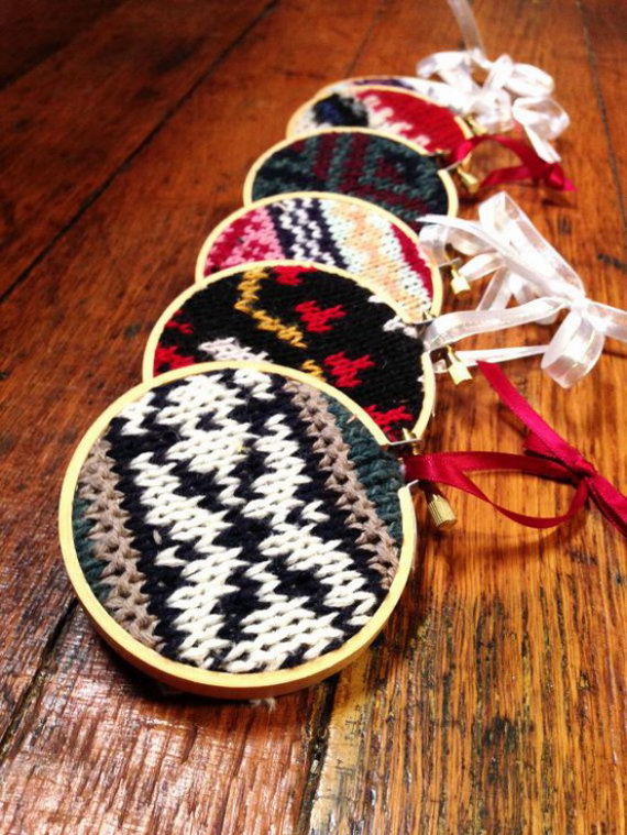 Cute And Cozy Knitted Christmas Decorations_29
