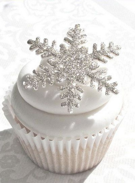 Snowflakes Inspiration Favorite Christmas Decorating Ideas (14)