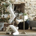 Stylish-Christmas-Décor-Ideas-In-Grey-Color-and-French-Chic_28