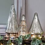 Stylish-Christmas-Décor-Ideas-In-Grey-Color-and-French-Chic_48