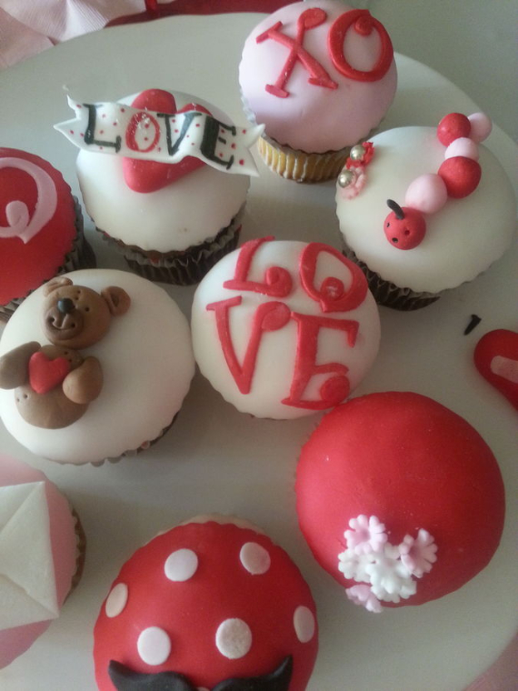 Fabulous valentine cake decorating ideas (12)