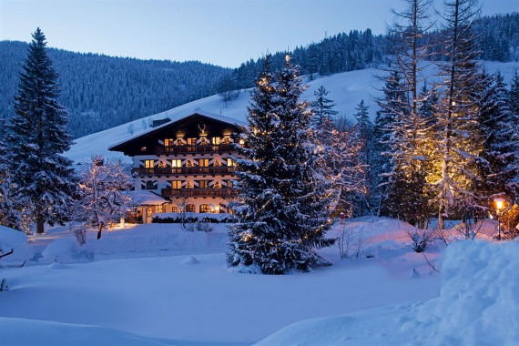 Ski Hideaway-Jagdgut Wachtelhof Hotel In Austria  (2)