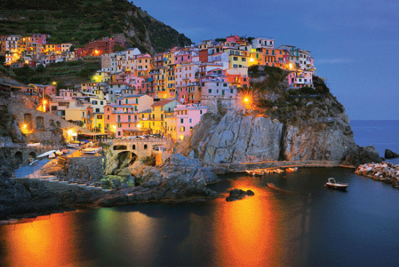 The Colorful Cliff-Side Town of Manarola , La Spezia,  Italy (1)