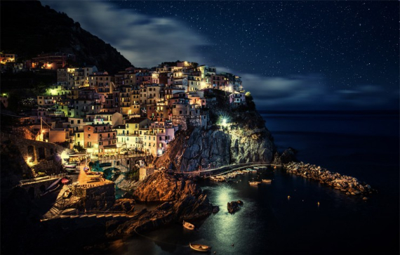 The Colorful Cliff-Side Town of Manarola , La Spezia,  Italy (21)