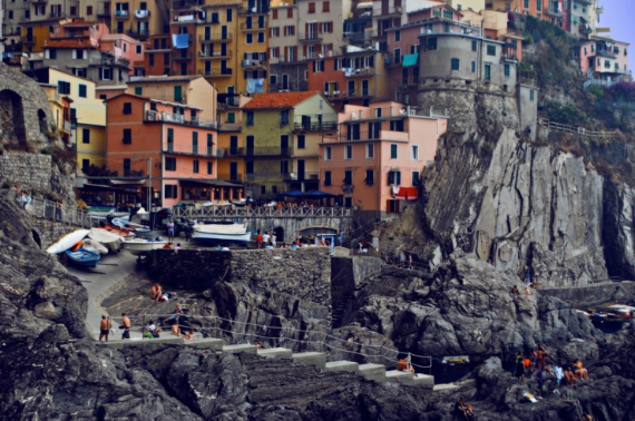 The Colorful Cliff-Side Town of Manarola , La Spezia,  Italy (26)