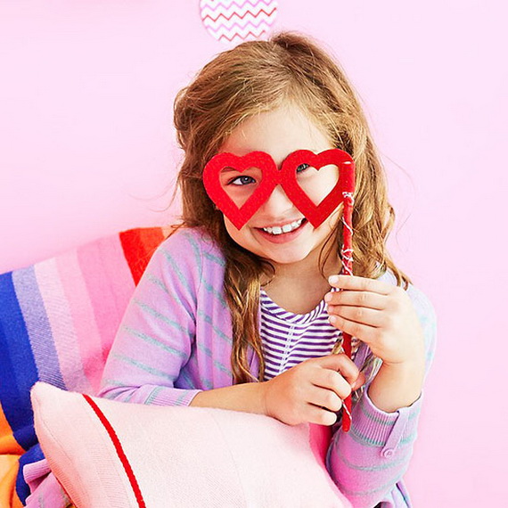 Valentine's Day Crafts For The Whole Family (42)