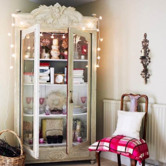 45-Atmospheric-Holiday-Decorating-Ideas-With-Fairy-Lights-3