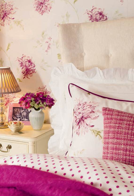 romantic-symphony-of-silence-in-the-new-interior-painterly-floral-from-laura-ashley-2